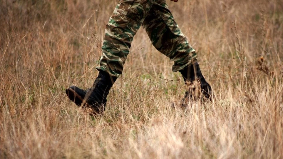 Υπαξιωματικός του στρατού στον Βόλο διακινούσε χασίς μαζί με τη σύντροφό του